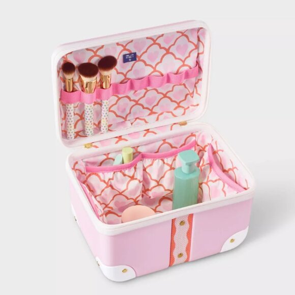 Roller Rabbit x Target Trunk Vanity Case Soft Pink - Picture 2 of 7